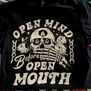 NWOT Boss Dog Art Dept Open Mind Open Mouth Tee